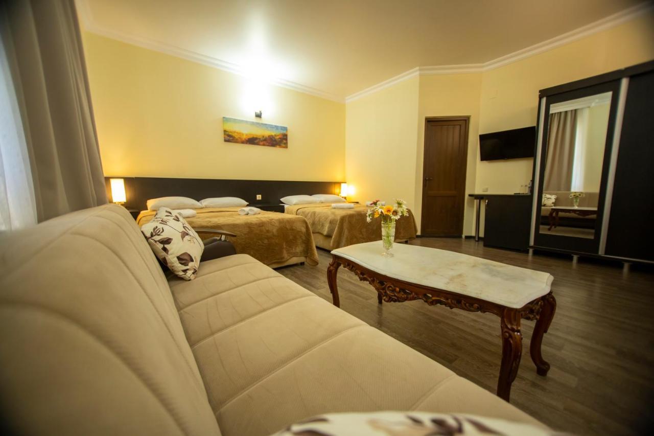 Hotel Chveni Ezo Koboeleti Buitenkant foto